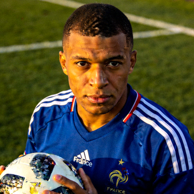 姆巴佩 Kylian Mbappé 法国足球运动员肖像